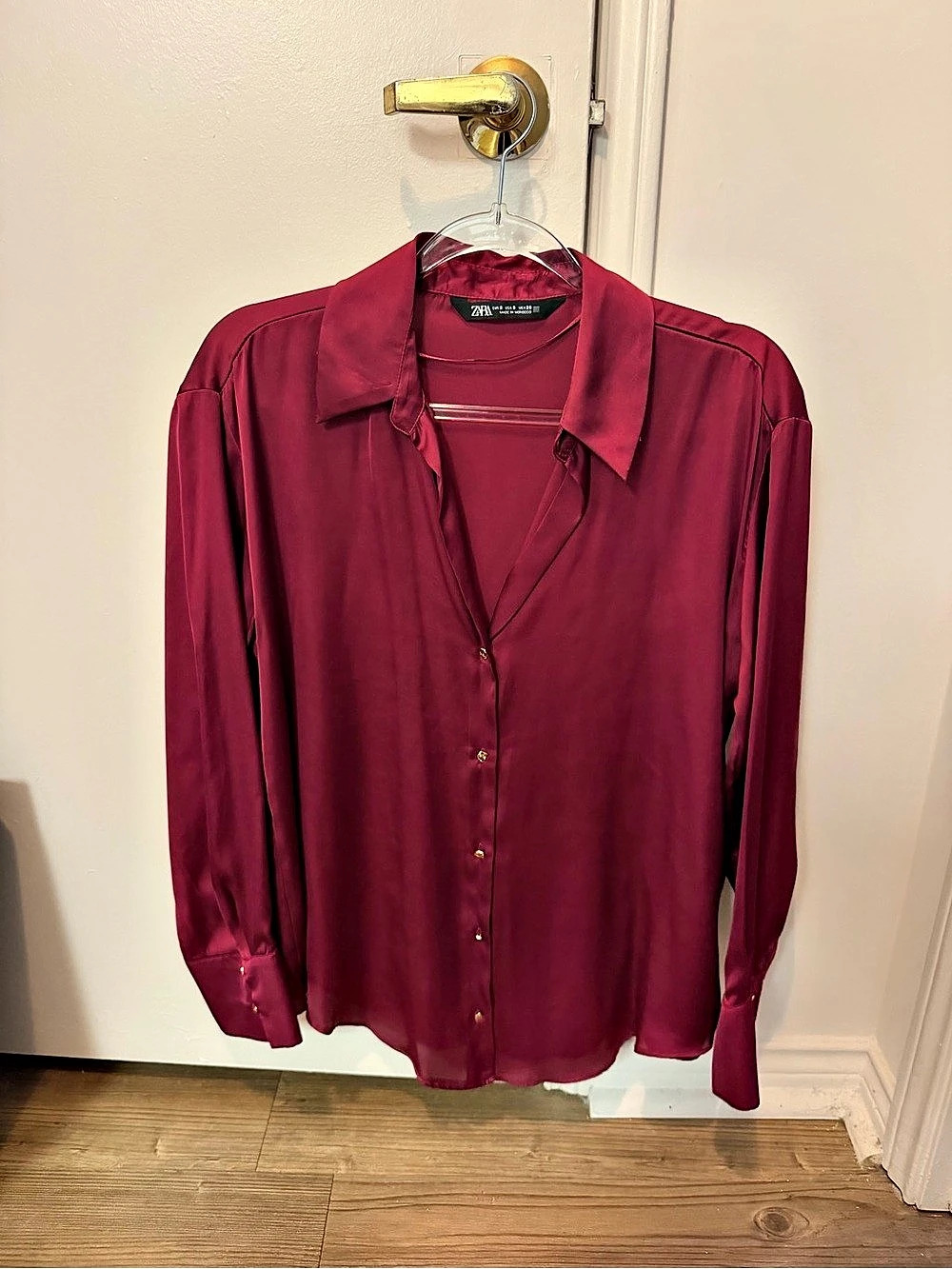 Satin Zara Long Sleeve Button Down in Red Size S